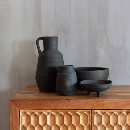 Vase noir Ikaria